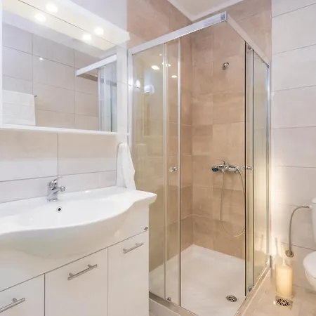 Traditional Stergia * Pylion